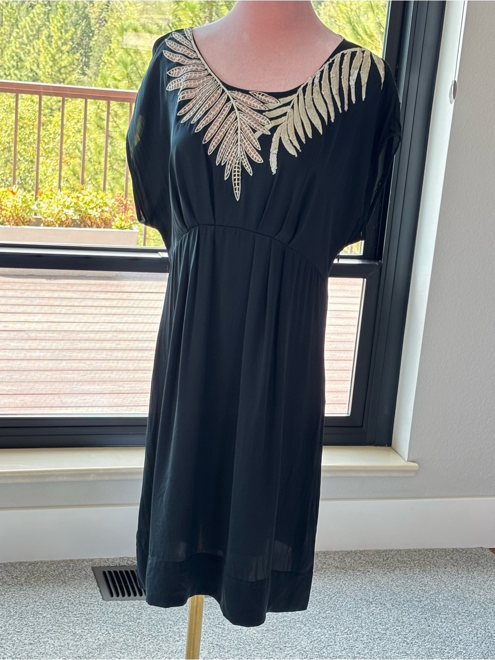 BCBGMAXAZRIA Embellished 100% Silk Black Dress Size M